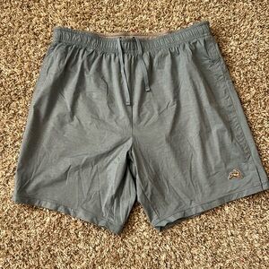 EUC Men’s medium Tracksmith Session shorts 7”